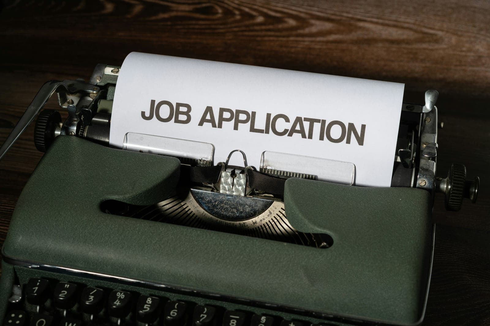 The Honest Guide to AI Job-Application Tools (2026)